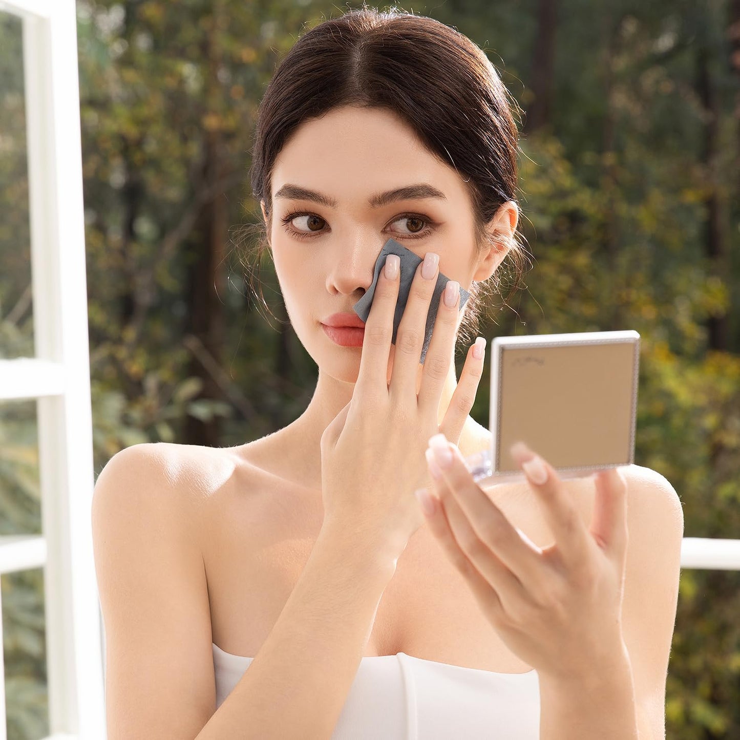 Blotting Papers for Face with Mirror and Puff, 100 Count Rose Oil Blotting Sheets for Oily Skin, Portable Compact for Purse, Travel, and On-the-Go Touch-Ups