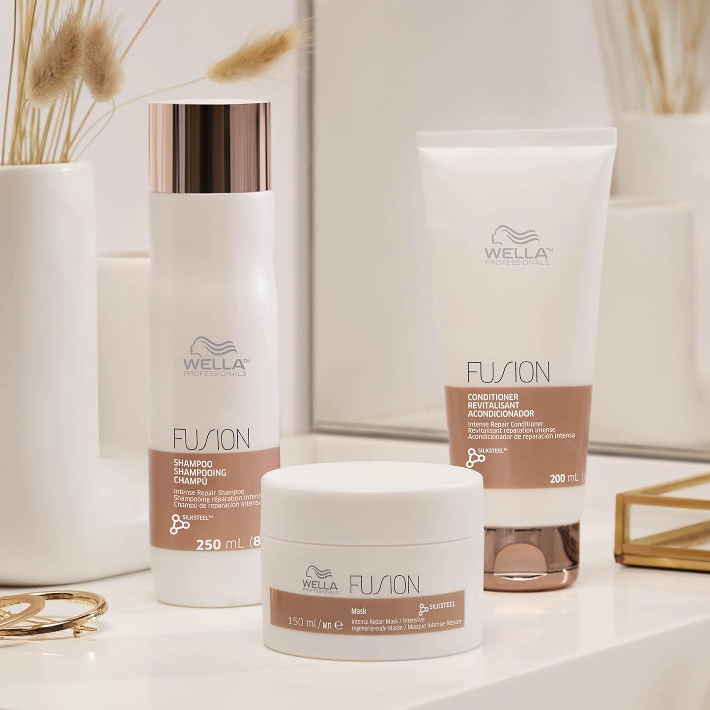 Wella Professionals Fusion Intense Repair Hair Mask - Deep Treatment for Damaged Hair & Breakage Recovery | 8.4 oz