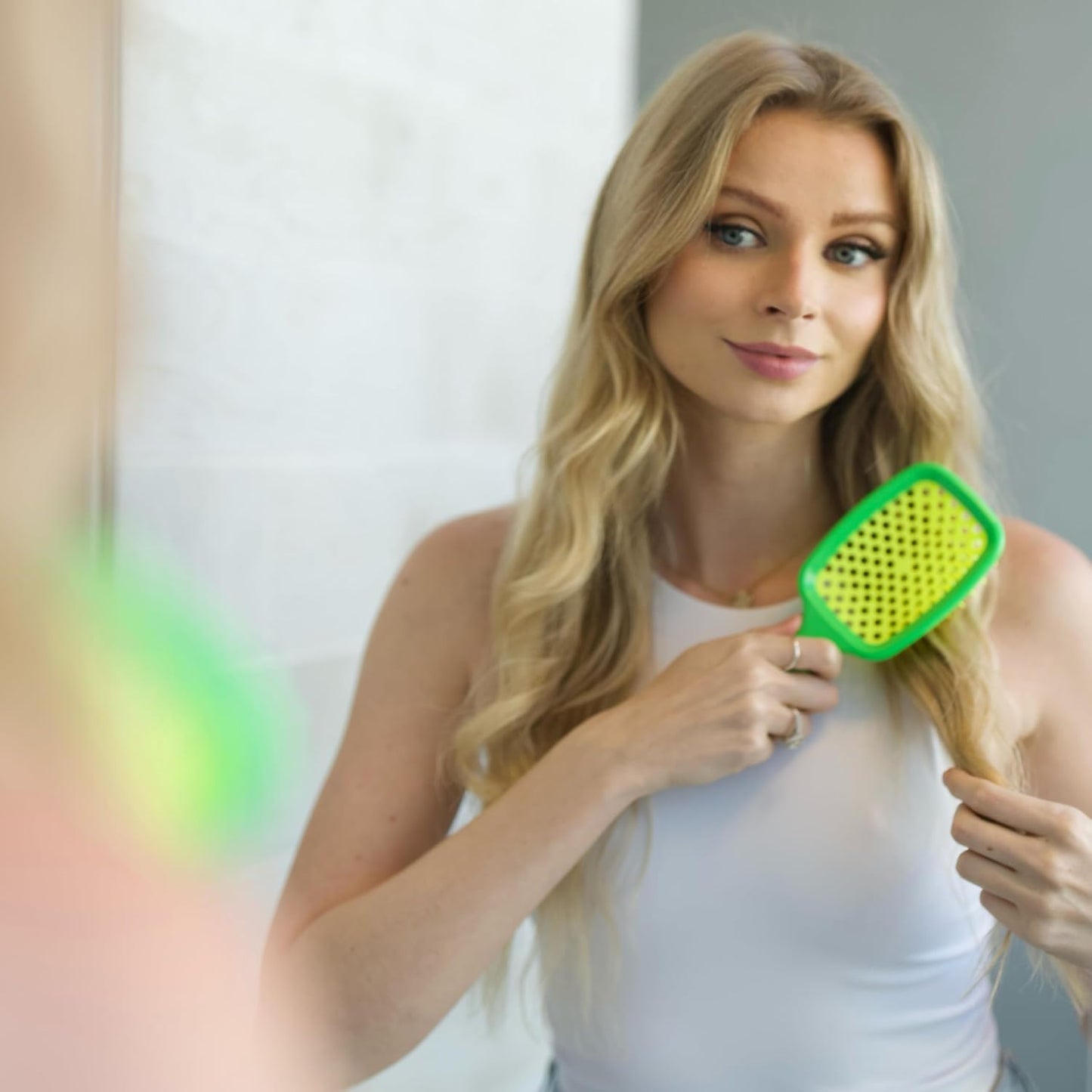 FHI Heat Detangling Brush - Pain-Free Brushing for All Hair Types | Durable DuoFlex Bristles, Lightweight Handle