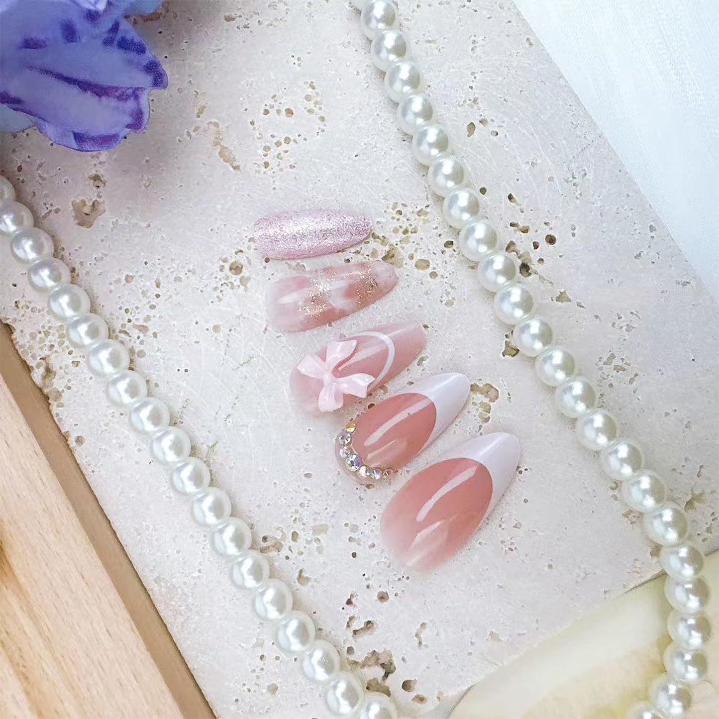 24pcs White French Tip Press on Nails Medium Almond Fake Nails with 3D Bow Glitter Rhinestones Designs Full Cover Artificial Nail Cute False Nails Reusable Stick on Nails for Women Nail Decorations