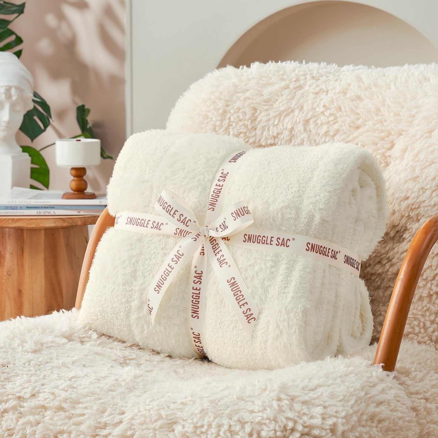 Snuggle Sac Checkered Throw Blanket Faux Fur Microfiber Blankets for Couch,Cozy Soft Warm Blanket for Sofa Bedroom Living Room,Solid Ivory,50x60 inches