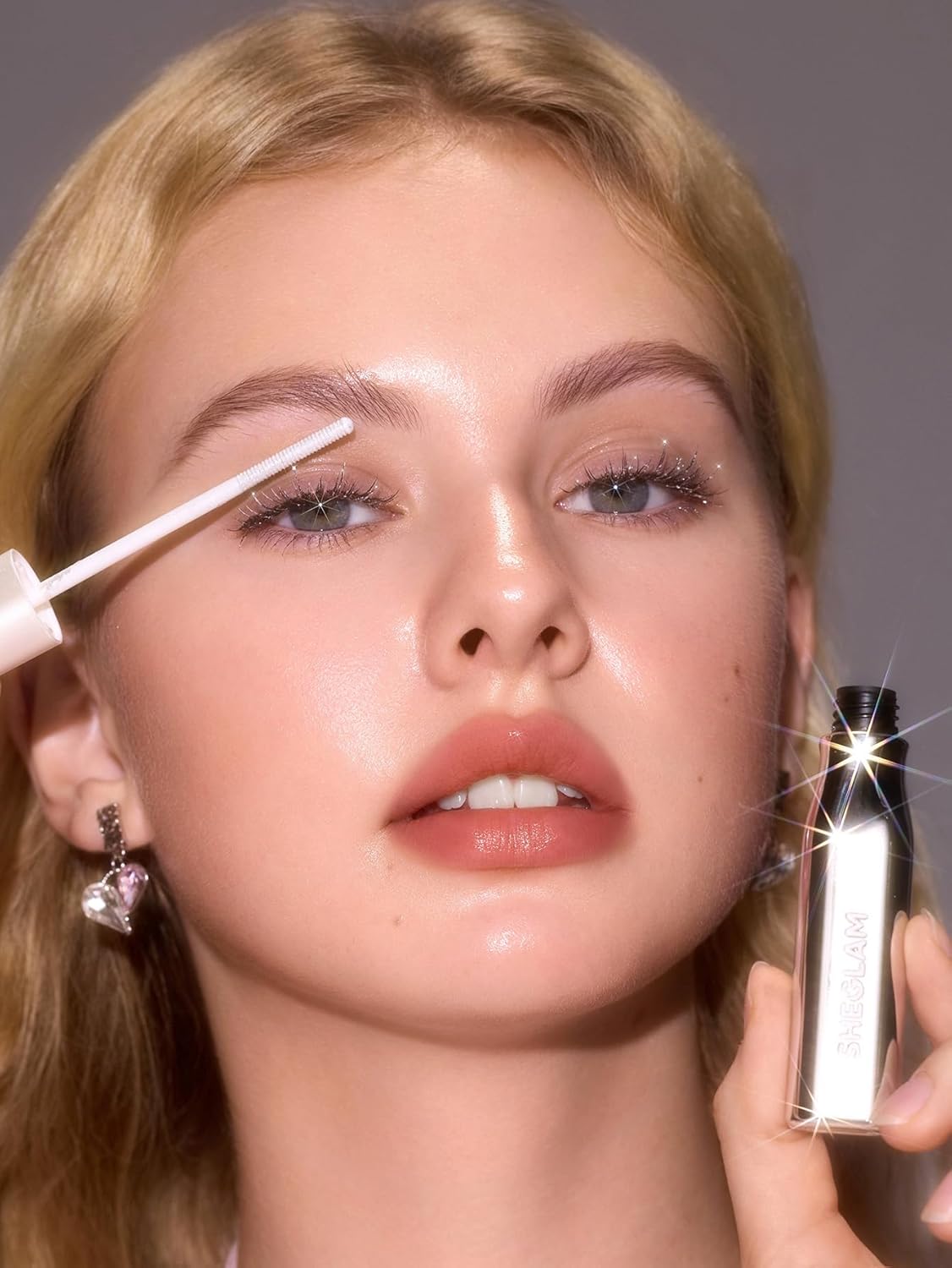 Crystal Gaze Glitter Mascara - High Shine Waterproof Formula for Long-Lasting Glam | Perfect for All-Day Wear