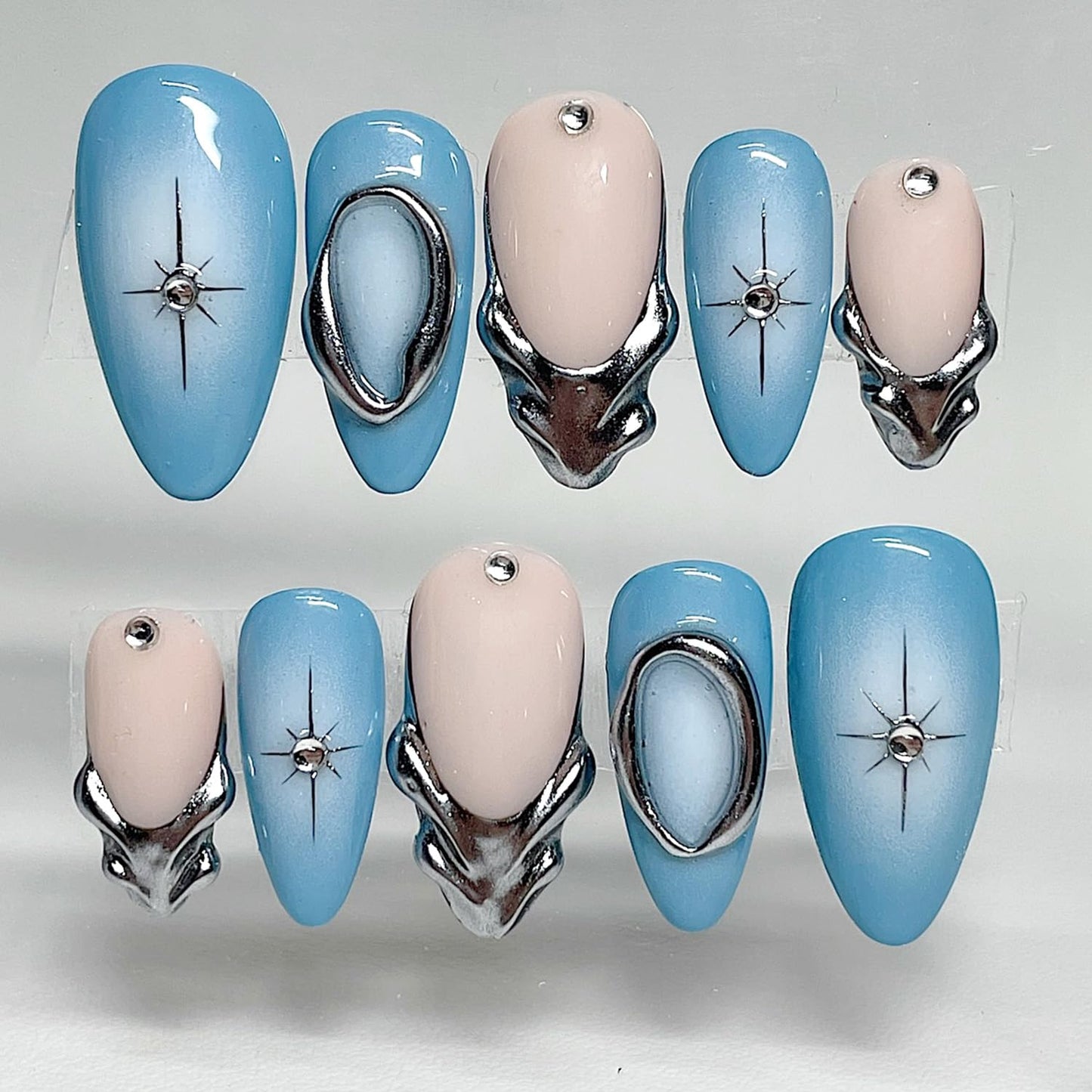 Flower Press-On Nails - 10 Pcs Short Almond Style with Gold Shell & Starfish Rhinestones | Reusable Cute Handmade Acrylic Nails for Women & Girls