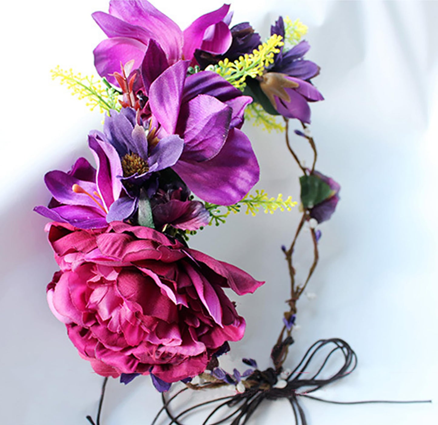 Brikuinr Women Floral Crown Bridal Floral Headband Flower Halo Flower Crown Wedding Party Cosplay Halloween Costume Photos