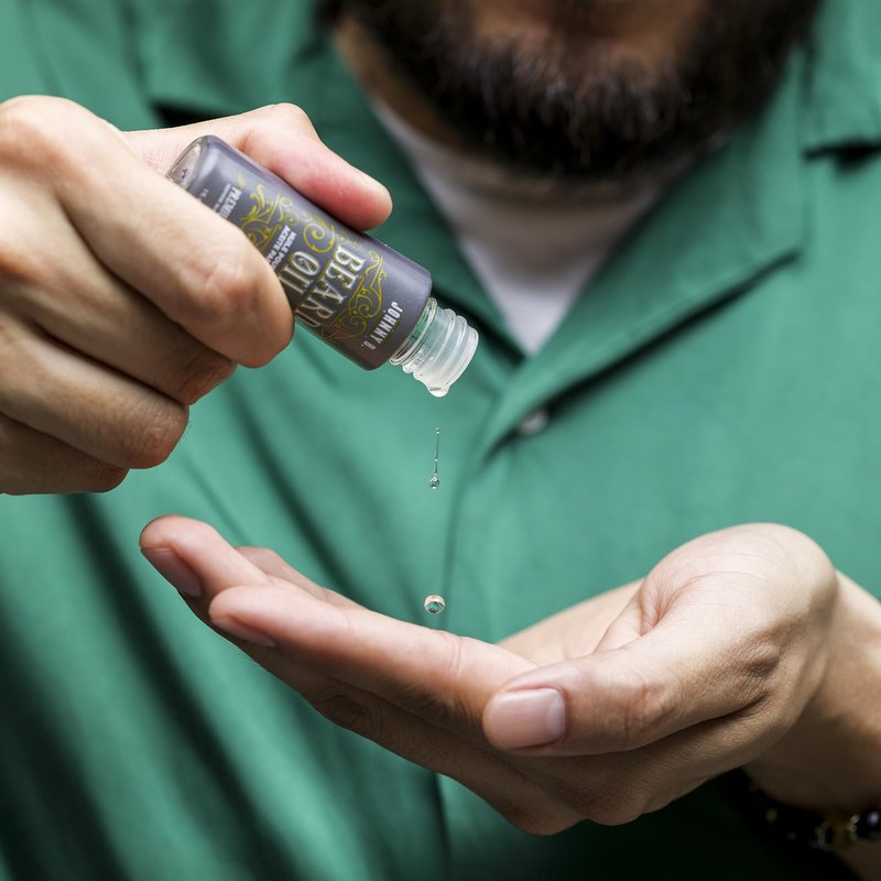 JOHNNY B. Beard Oil