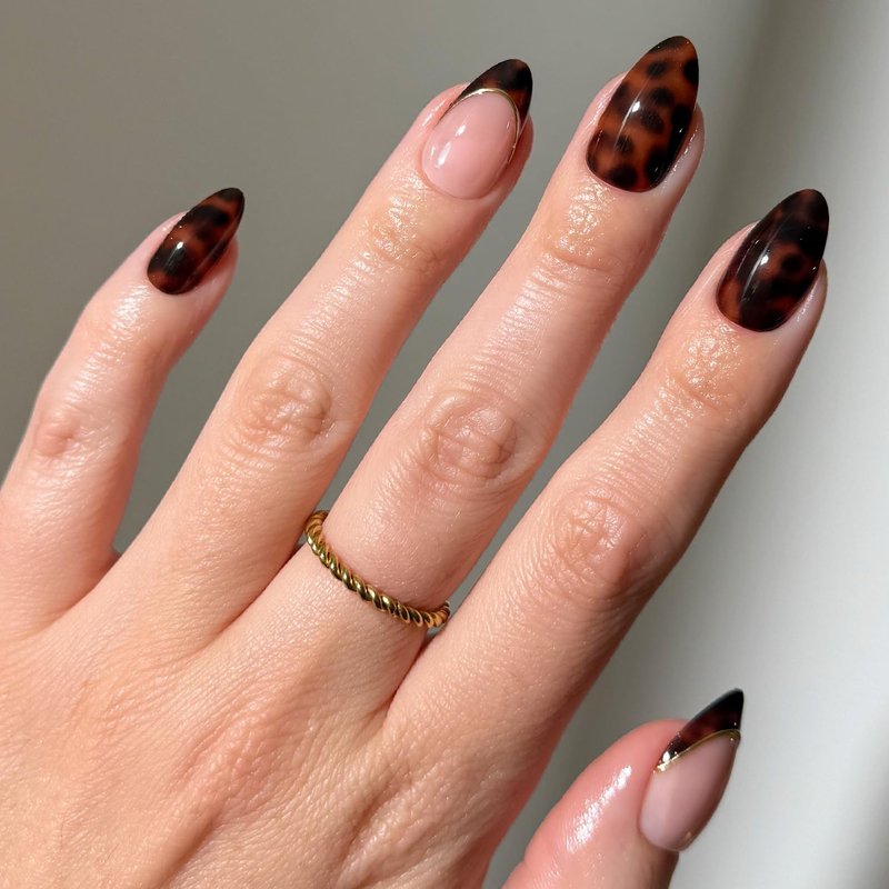 Glamnetic Press On Nails - KILLAZILLA Tortoiseshell French Tips | Short Almond | 30 Nail Kit with Glue, 15 Sizes