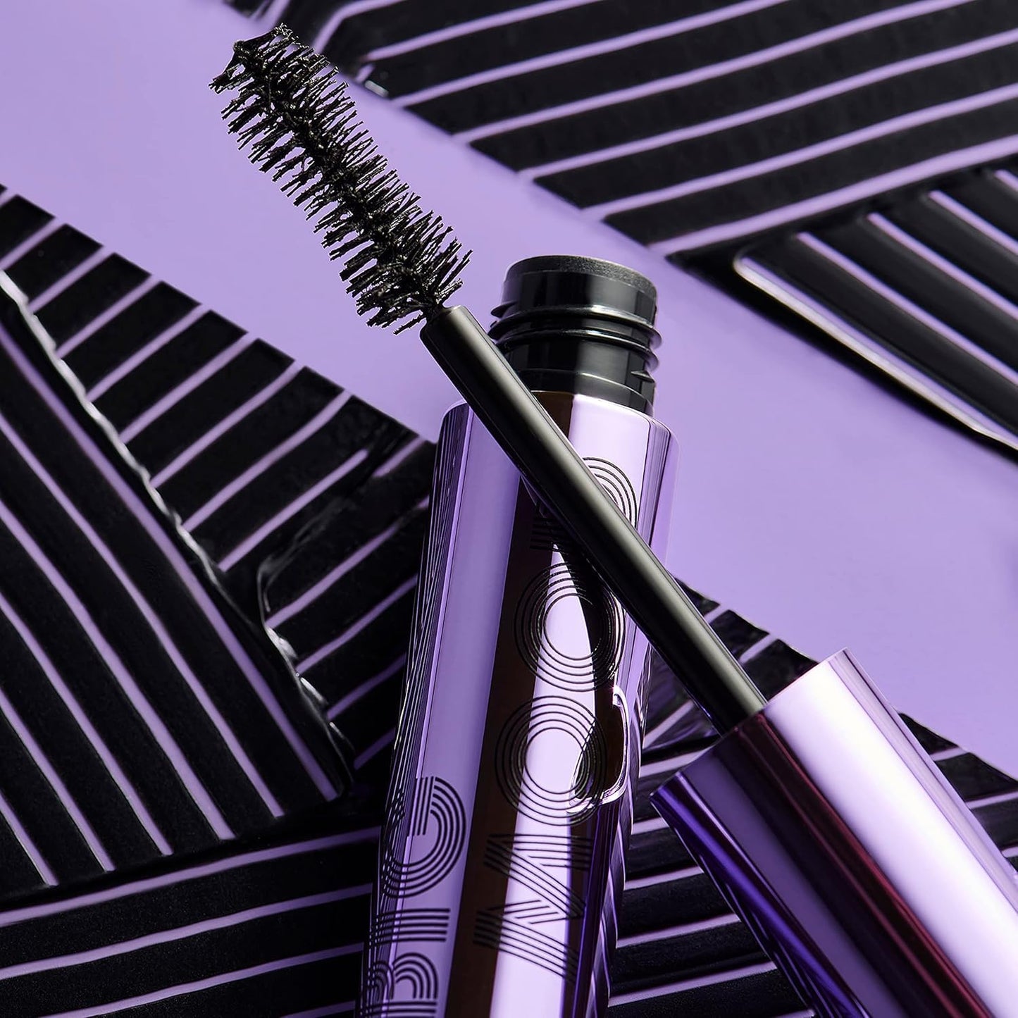 e.l.f. Big Mood Mascara Mini - Bold & Voluminous Lashes, Long-Lasting Formula | Infused with Jojoba Wax, Black