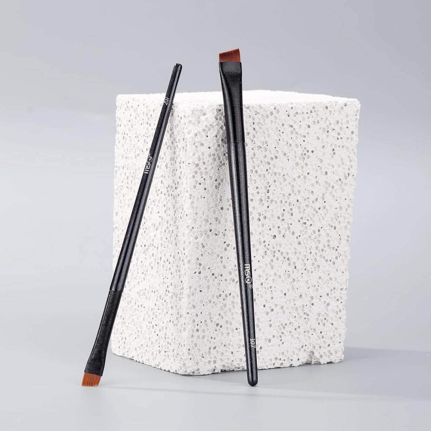Angled Eyeliner Brushes Set - Ultra Thin Synthetic Bristles | 2pcs Eye Makeup Tool
