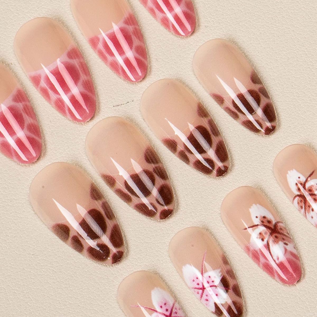 24Pcs Leopard Print French Tip Press on Nails Short Almond Fake Nails Pink Brown Full Cover Tips Glue on Nails Flower False Nails Cute Spring Stick on Nails for Women Acrylic Manicure Decorations DIY