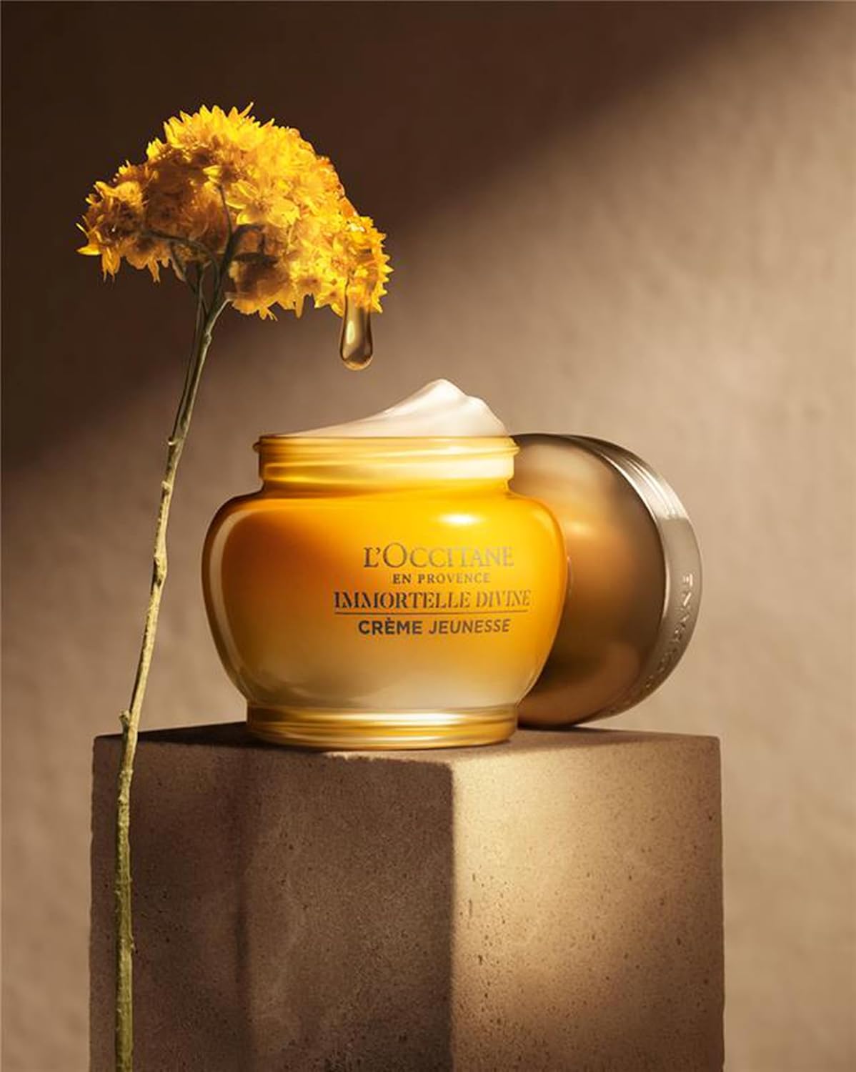 L'OCCITANE Immortelle Divine Cream - Anti-Aging Face Moisturizer for Firming Skin | Daily Hydration & Fine Line Reduction