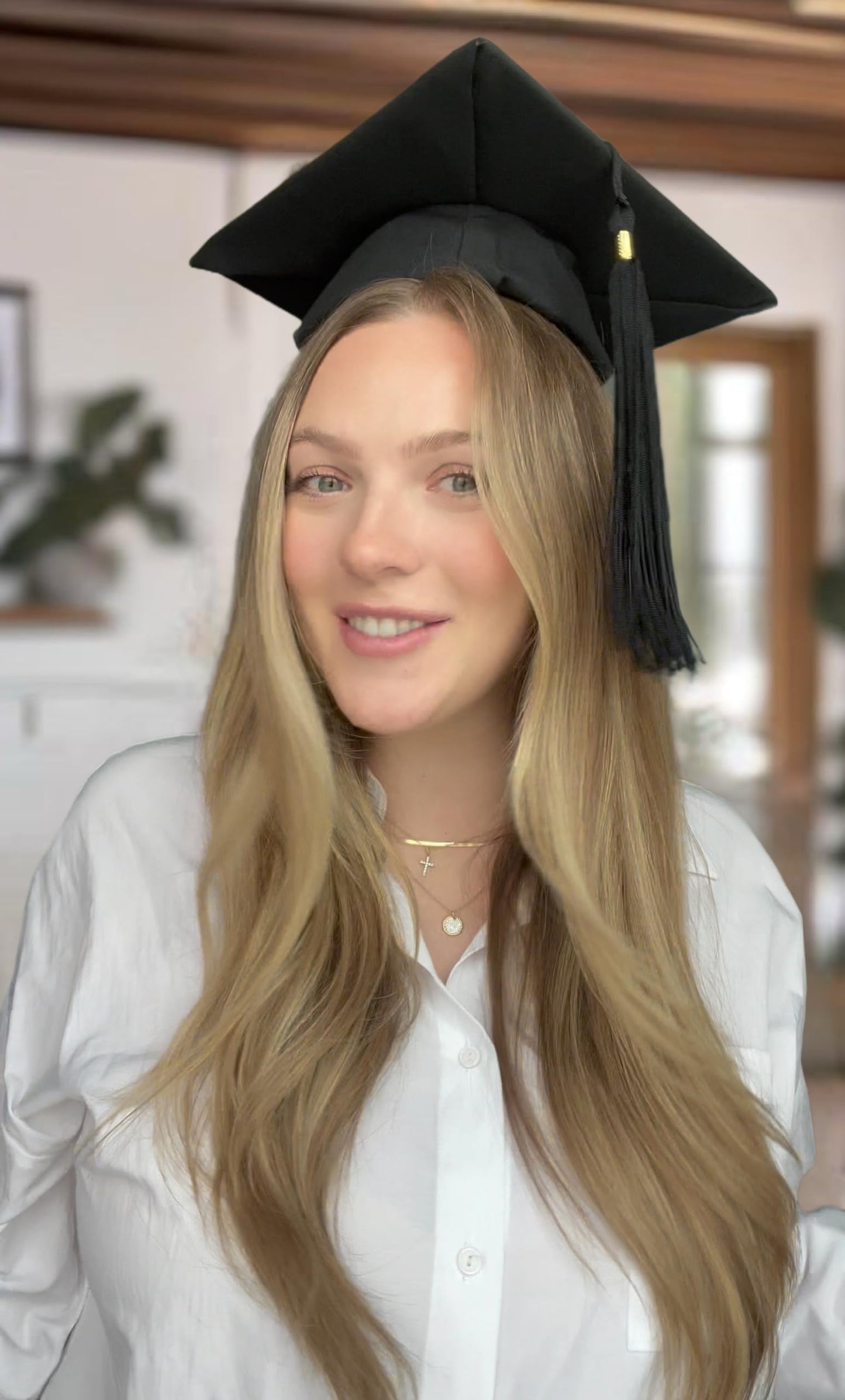 ADVANSYNC GradCapBand DELUXE Graduation Cap Headband (Black and Clear)