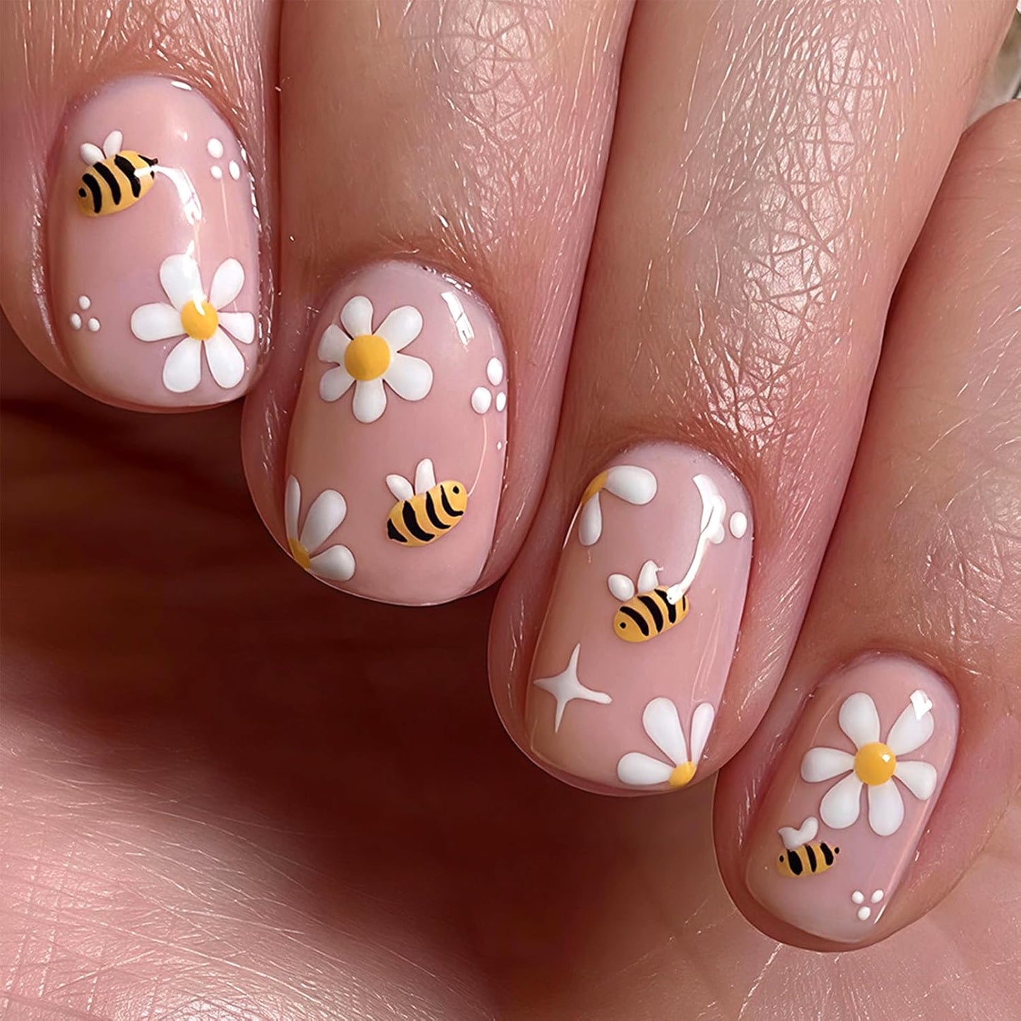 Press On Nails - Short Square Floral Design | 24 Pcs Glossy Bee & Flower Patterns for Spring & Summer