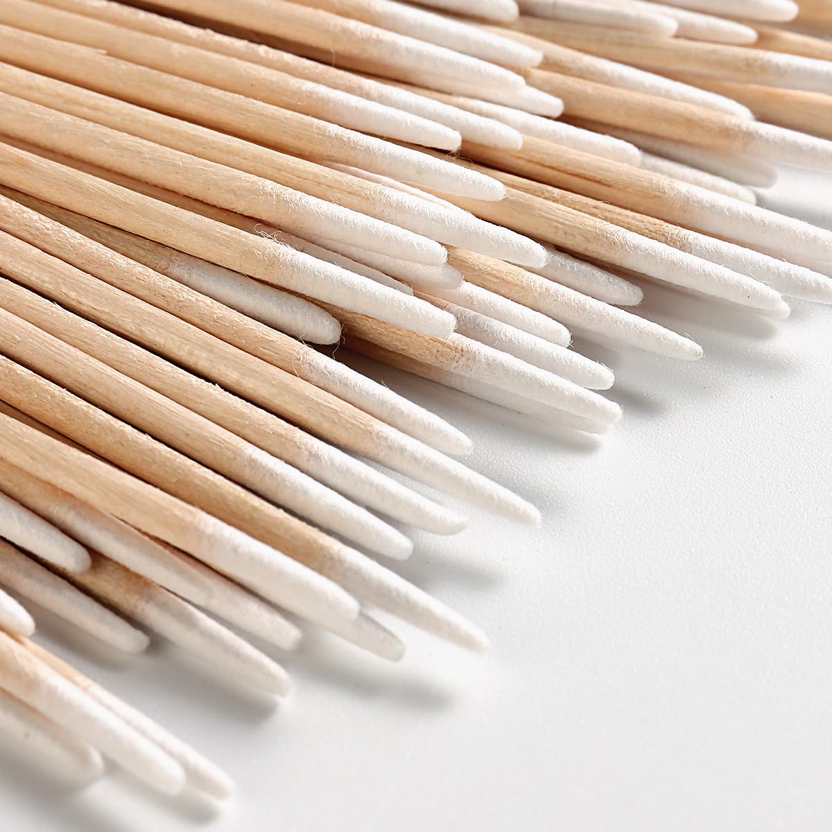 Precision Tip Cotton Swabs - 200PCS Pointed Wooden Sticks for Makeup, Nail Polish & Microblading | Disposable Applicators