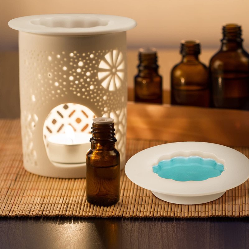 4 pcs Silicone Wax Melt Liners Reusable Wax Warmer Containers Leakproof Candle Holder Liner Tray for Scented Candle Pluggable Melter and Burner(4 Pieces)
