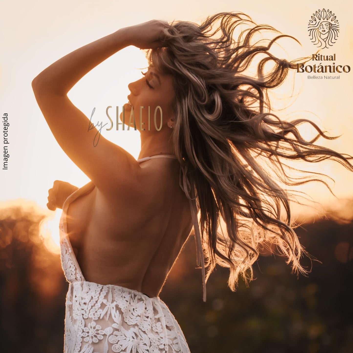 SHAEIO RITUAL BOTANICO Pheromone Perfume Protector de Calor para el Cabello, Sin Alcohol, Antifrizz, Desenredante, Con Feromonas, Aroma Seductor Frutal y Floral | Hair Perfume For Women | 120 ML
