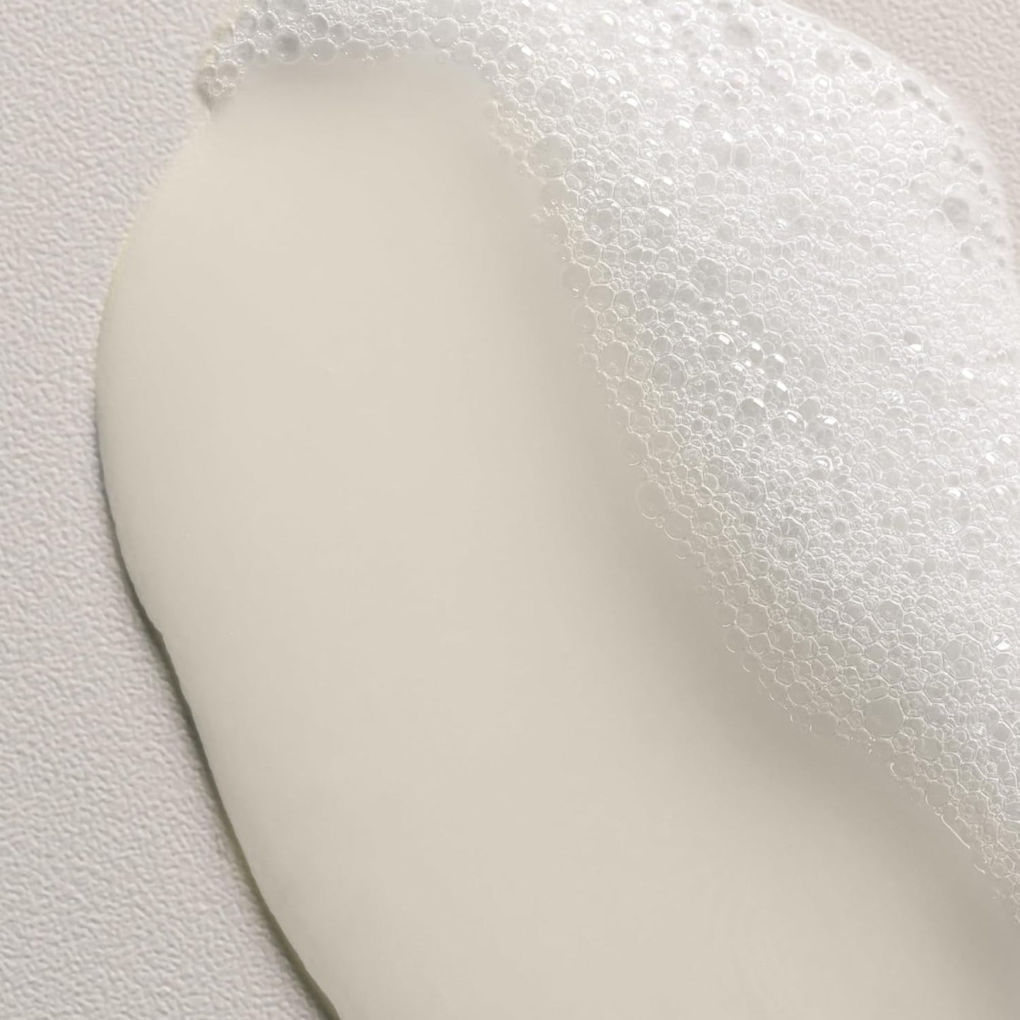 Davines LOVE Curl Shampoo - Creamy Taming Cleanser for Wavy & Curly Hair | Hydrating Baobab Pulp Formula