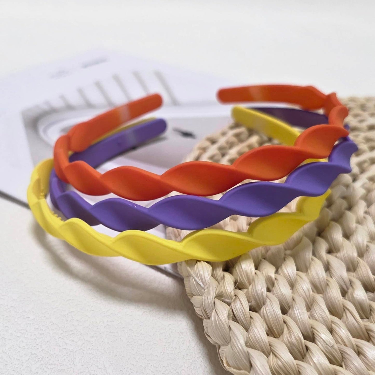 Wavy Plastic Headbands for Girls & Women - 6pcs Non-Slip Scalloped Design | Matte Flexible Hair Accessories
