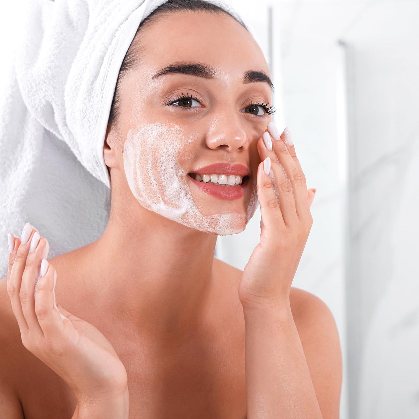 Foaming Facial Cleanser with Ceramides & Hyaluronic Acid - Gentle Daily Face Wash, 12 fl oz | Non-Comedogenic, Fragrance-Free