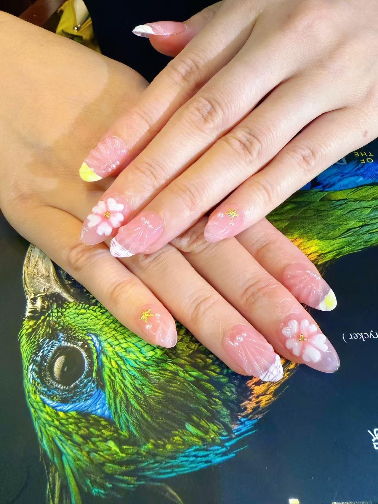 10 Short Almond Handmade Press On Nails | 3D Floral Gradient Color with Cute Starfish & Seashell,New styles for Autumn & Winter | Skip Salon Trips, Easy to Apply & Remove, Reusable (Seafish A02, S)
