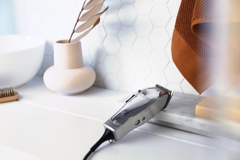 Andis 01815 Professional Master Adjustable Blade Hair Clipper, Carbon Steel T-Blade - Silver