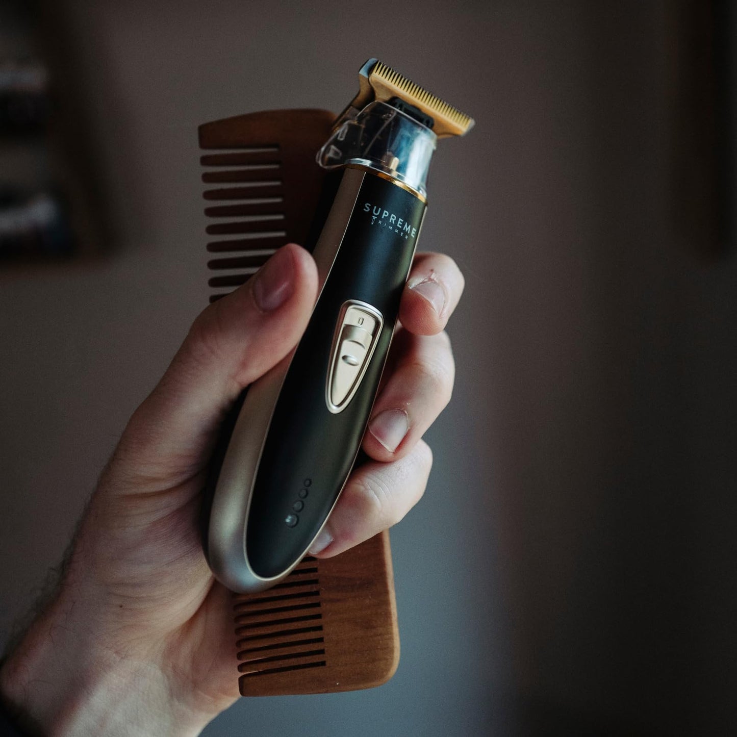 Supreme Trimmer 2-in-1 Crunch Lite Foil Shaver & T-Shaper Trimmer | ST5210 Beard Trimmer & STF600 Electric Razor | Travel Hair Trimmer Set | Black & Gold