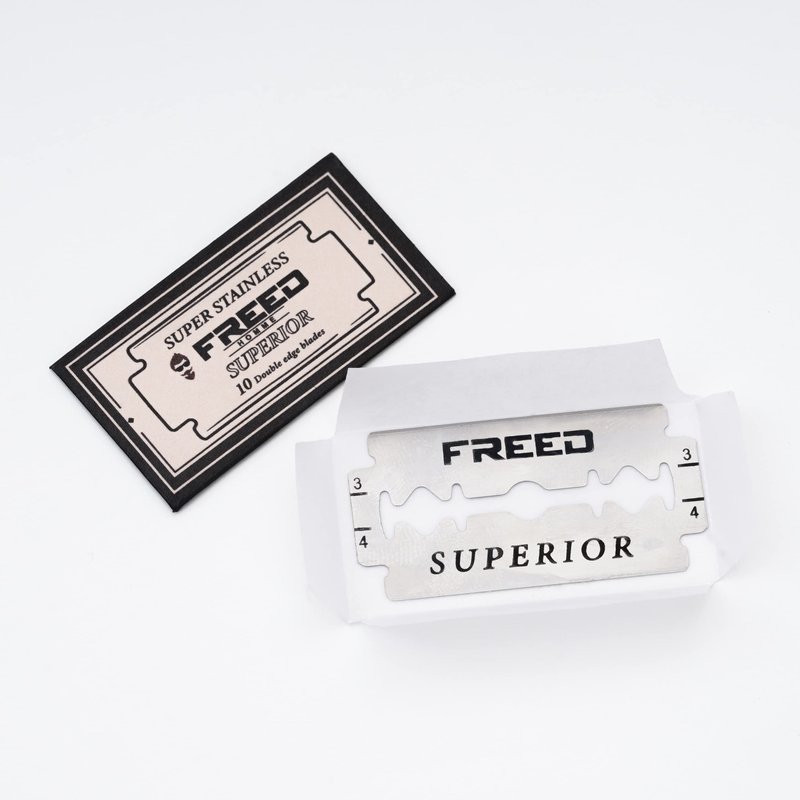 FREED Luxury Shaving Set for Men - Double Edge Safety Razor with alloy handle include 120 count Japanese 6cr13 Stainless Steel blade,It's the best gift for men, fathers,or birthdays