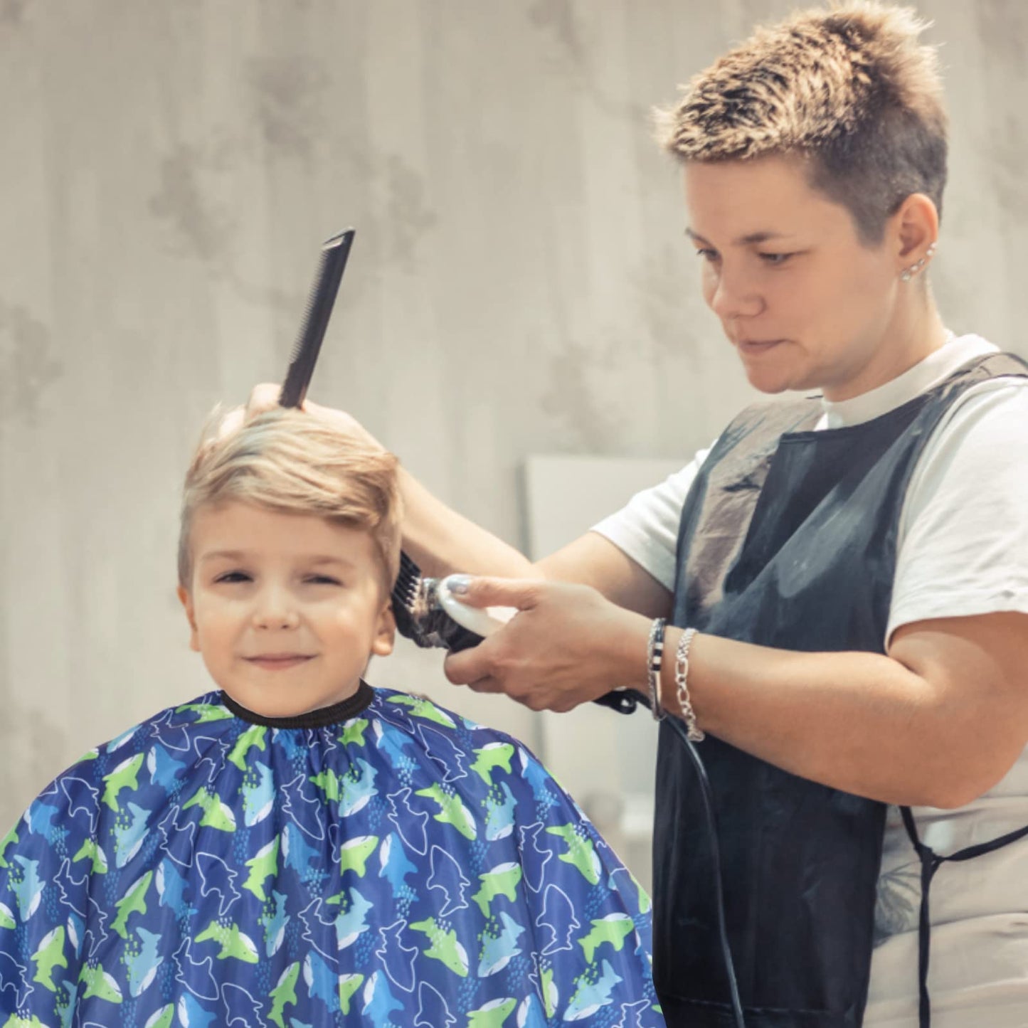 Kids Hair Cutting Cape (2 Pack) Professional Children Salon Barber Apron for Boys and Girls (Cartoon Cat & Cartoon Fish)