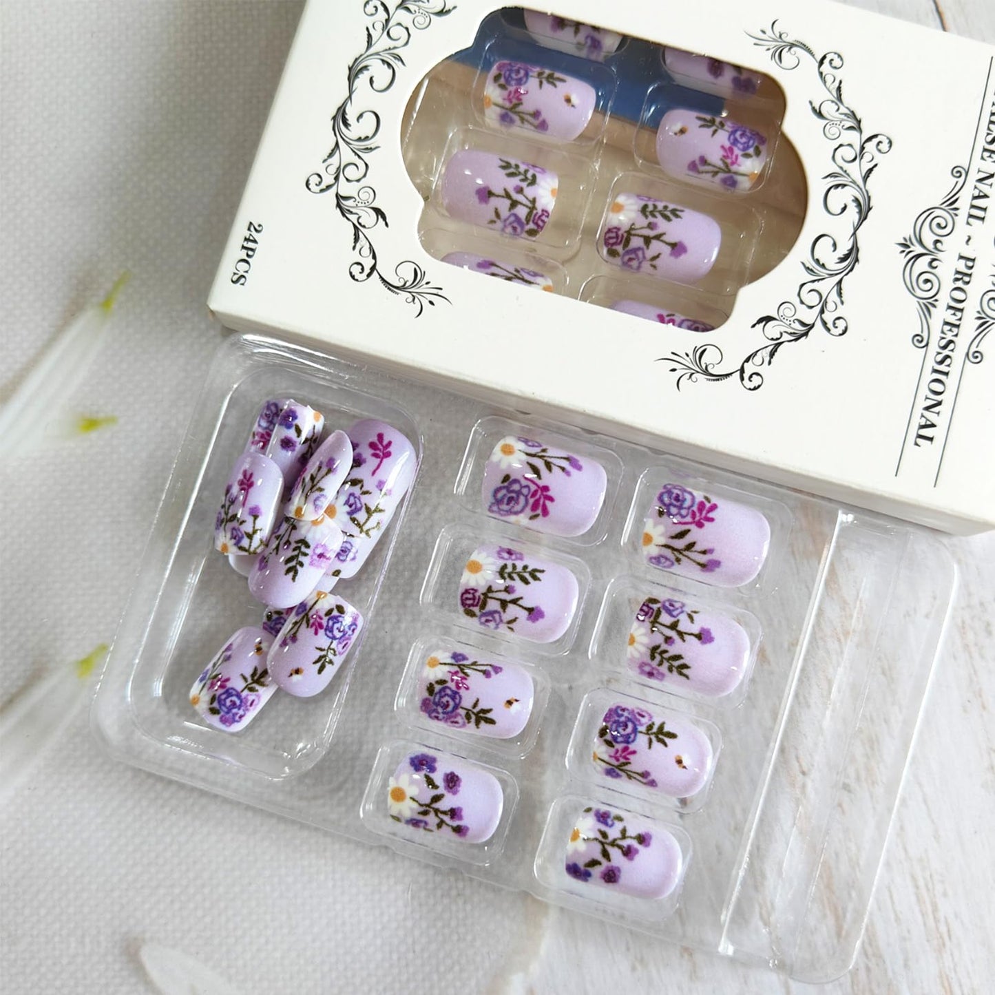 Purple Press on Nails Short Square Fake Nails Flower Bee Design Full Cover Glue on Nails Press ons Purple Flowers Acrylic False Nails Cute Artificial Stick on Nails for Women Girls 24 Pcs