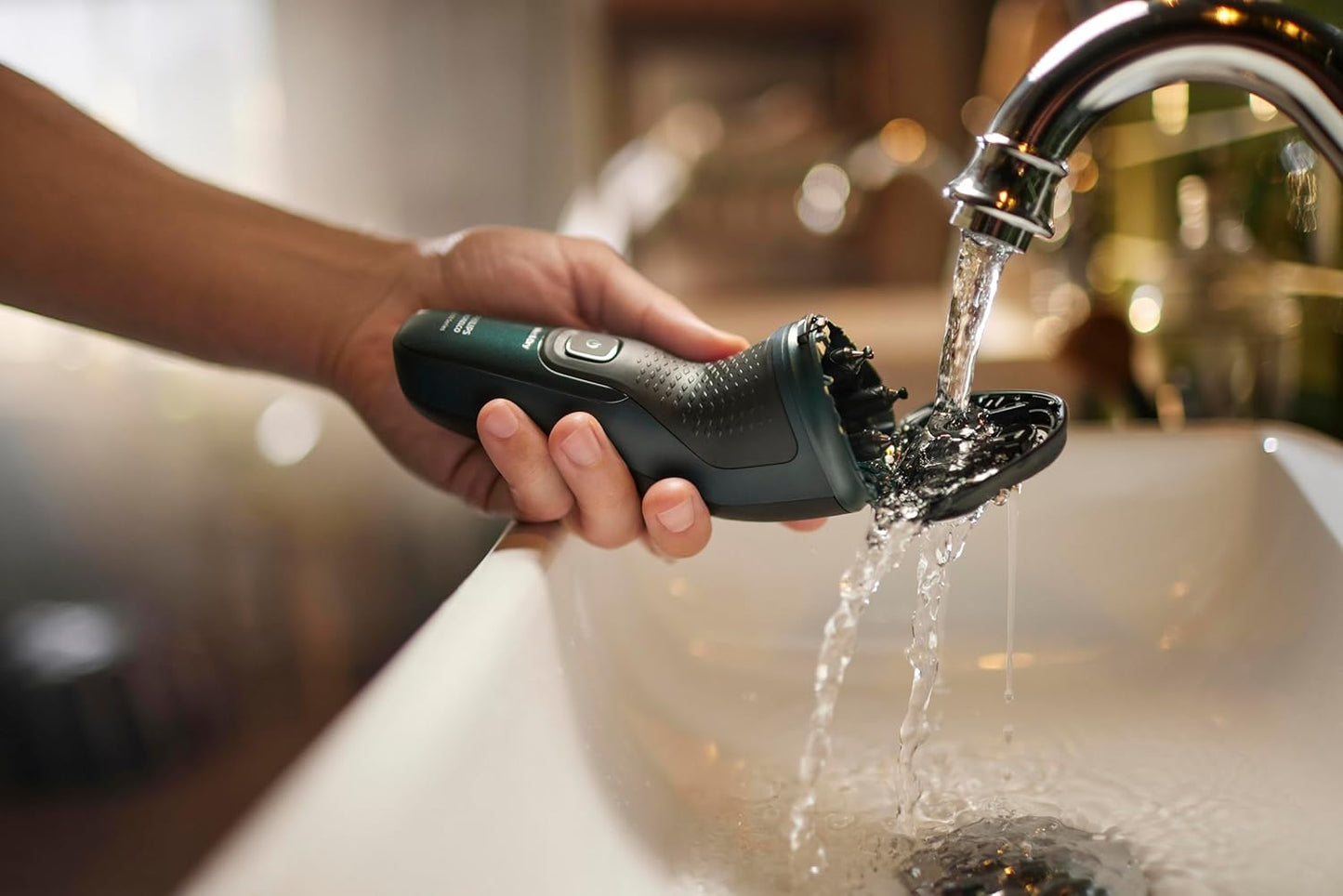 Philips Norelco Shaver 2600 Series - Wet & Dry Electric Shaver with Pop-Up Trimmer | Dark Forest Green, Model X3052/91