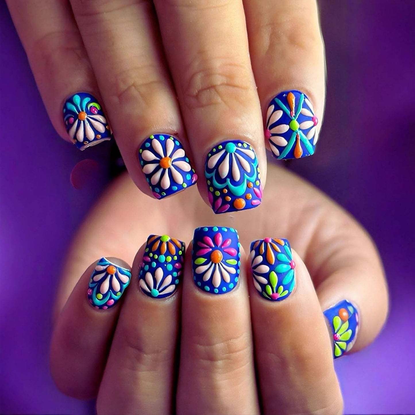 3D Flower Press On Nails | 24 Pcs Short Square Fake Nails with Blue Daisy Designs for Spring & Summer Manicure