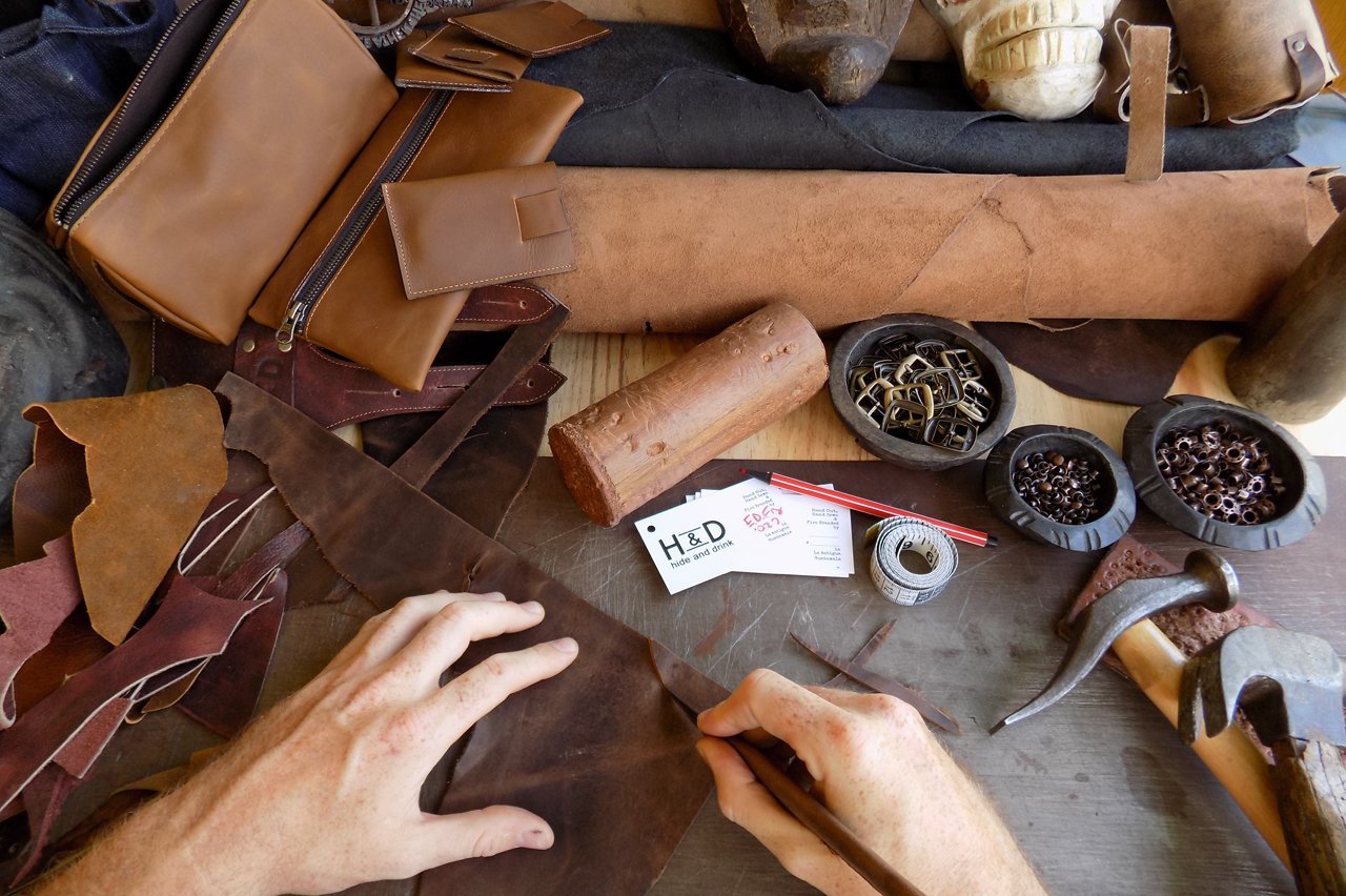 Hide & Drink, Leather Safety Razor Case, Shaving Accessories, Personal Care Essentials, Handmade (Old Tobacco)