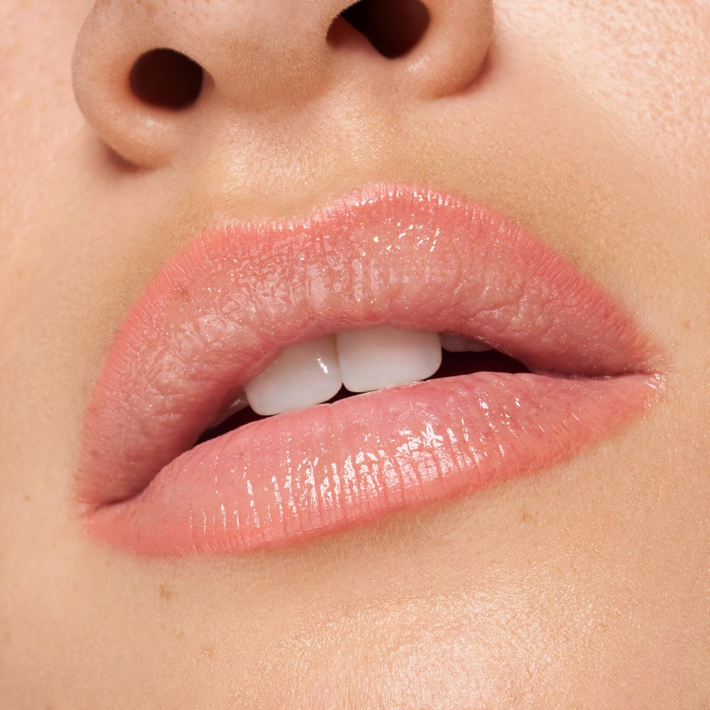 essence Hydra Kiss Lip Oil, Tinted Glimmer Finish (09 | Cookie Sparkle)