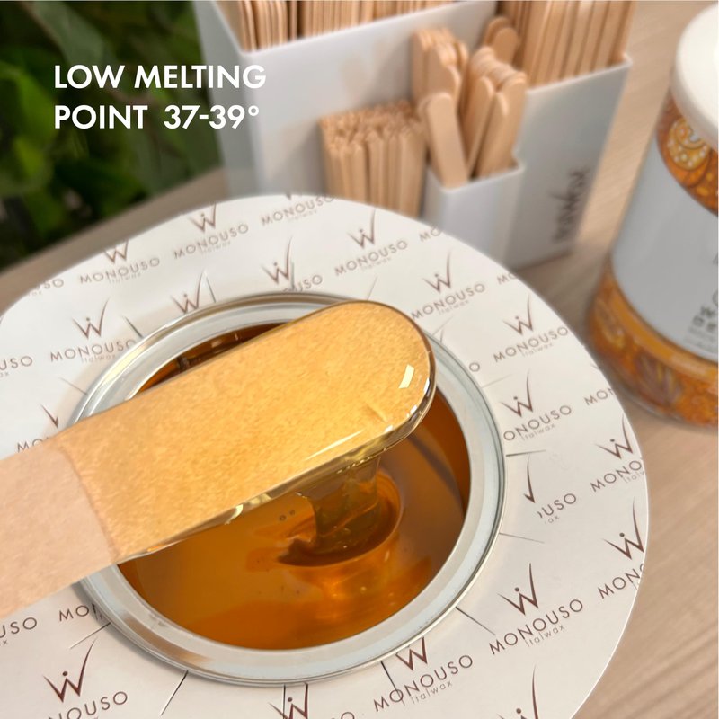 Italwax Flex Amber - 14oz (397 g) - Soft wax tin for hair removal - Uncented - Liposoluble syntetic formulation - Ideal for waxing all body area - Made in Italy