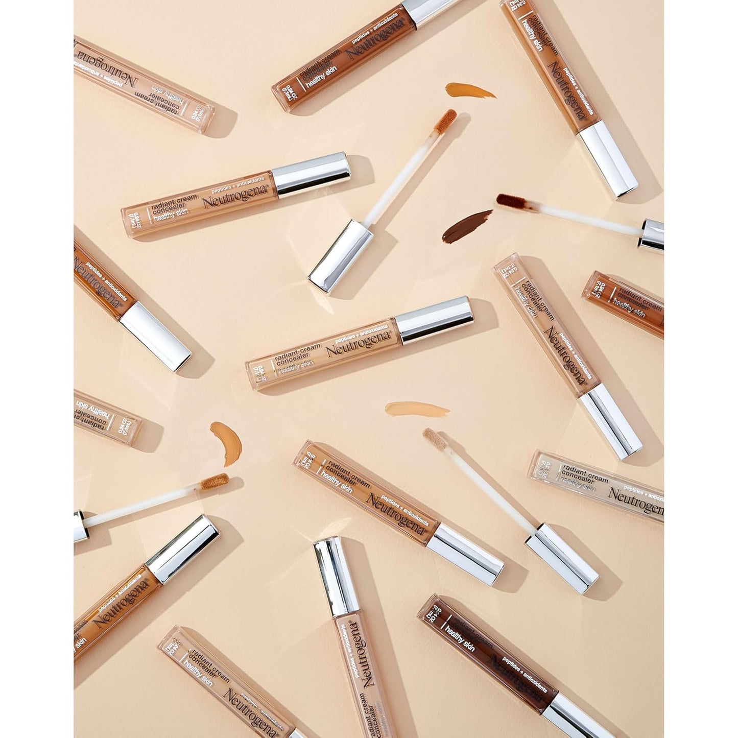 Neutrogena Radiant Brightening Cream Concealer - Lightweight, Non-Comedogenic, Peptides & Vitamin E | Cashew Light/Medium 03, 0.24 oz