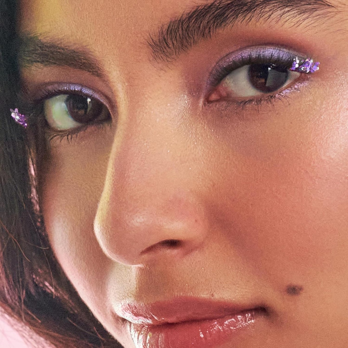Press On Self Adhesive Eyelashes - Natural Volume 8mm-10mm Lashes with Purple Glitter | 12 Lash Clusters & Mini Applicator