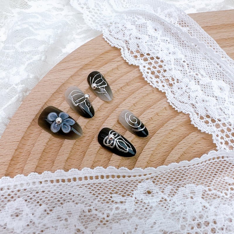 Black Press-On Nails - 30pcs Short Almond Design with 3D Flowers & Pearls | Gradient French Tips for Women
