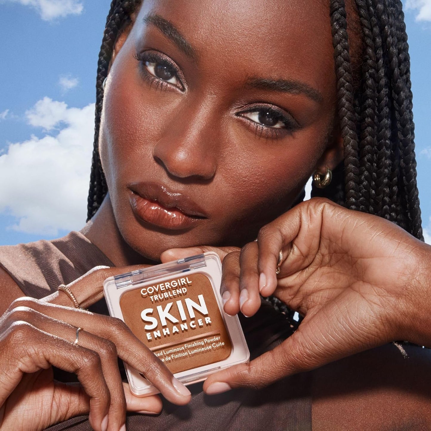 COVERGIRL TruBlend Skin Enhancer - Baked Luminous Face Powder with Hyaluronic Acid & White Rose Extract | 520 Cinnamon Roll