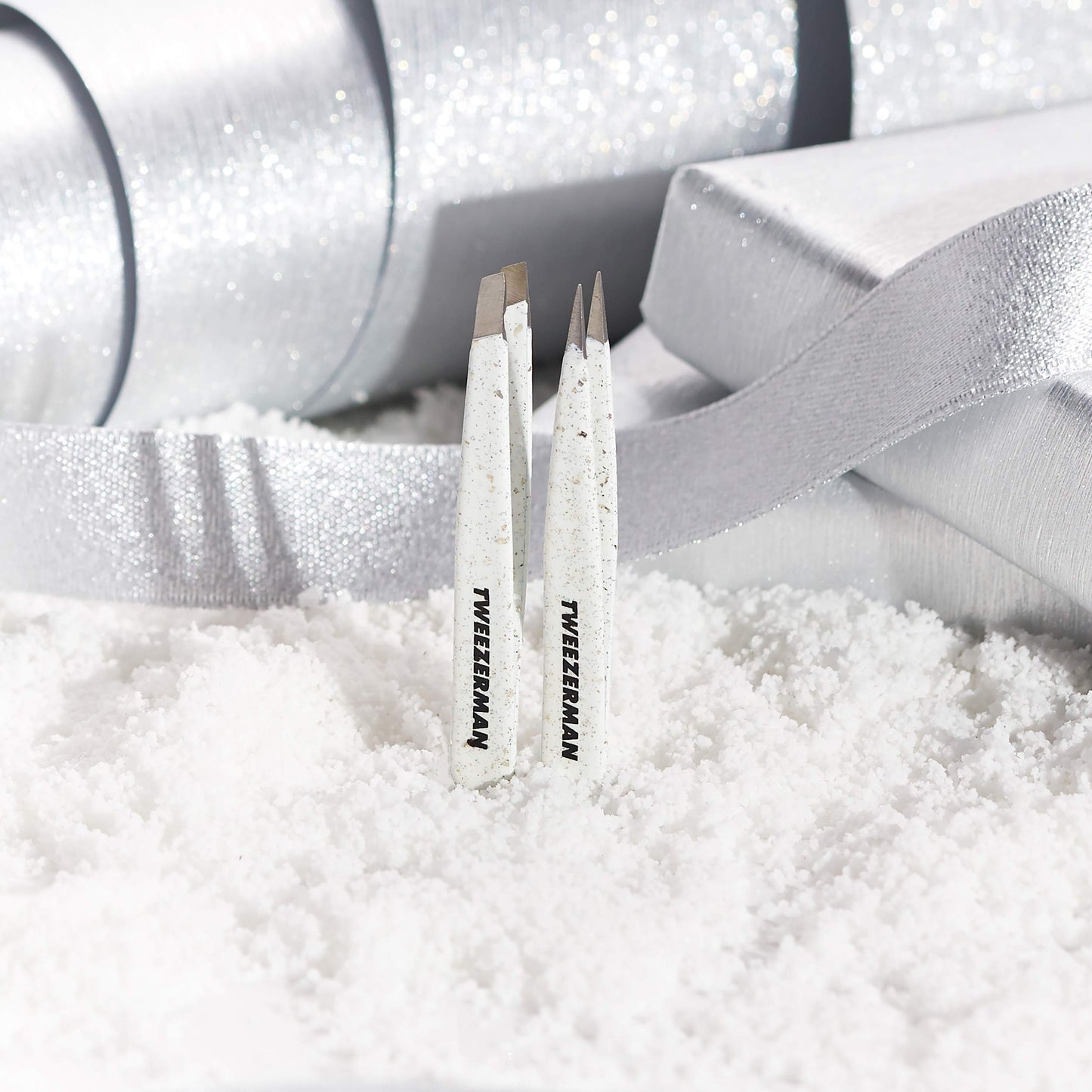 Tweezerman Winter Wonderland Micro Mini Slant & Point Tweezer Set