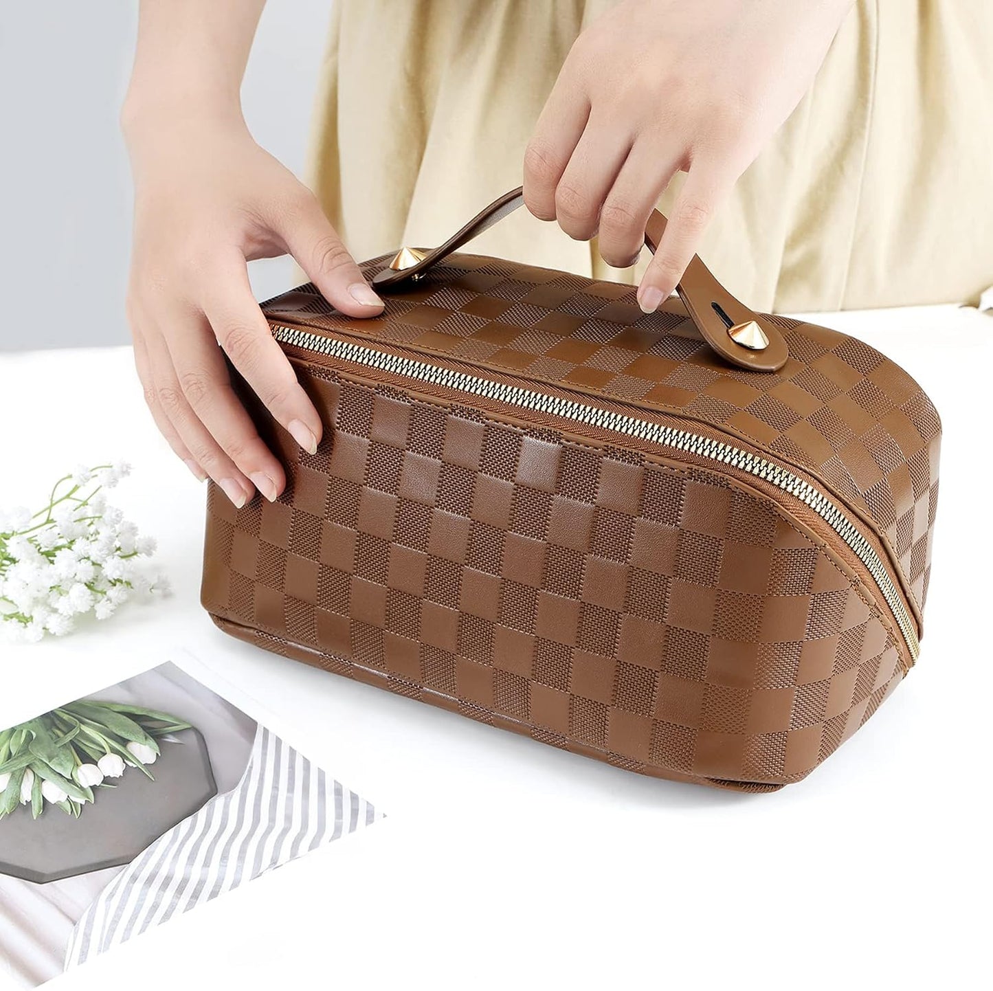 Travel Cosmetic Bag - Large Capacity Waterproof PU Leather Makeup Organizer with Dividers & Handle | Checkered Design