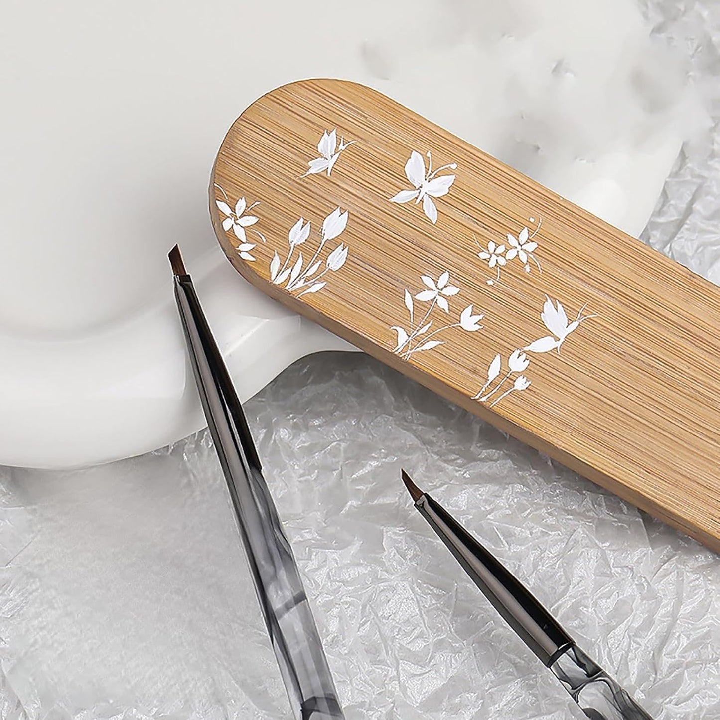 Nail Brush for Petals & Butterflies - Watercolor & Acrylic Painting Brush | 1 Pack, Tan