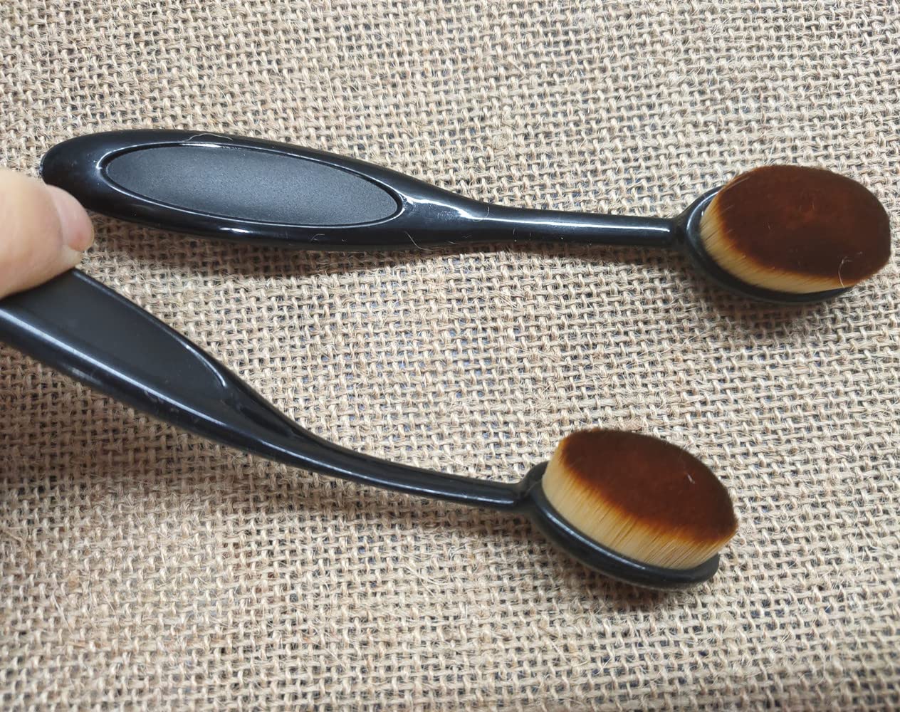 Toothbrush Foundation Brush Set - 2 Pack Oval Makeup Brushes for Flawless Blending of Liquid & Powder Cosmetics