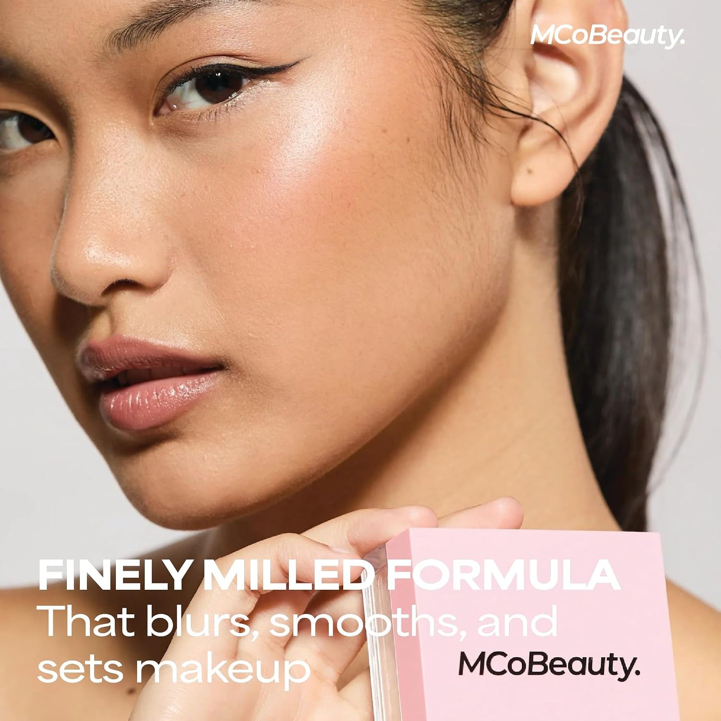 MCoBeauty Loose Powder - Translucent Blurring Matte Finishing Makeup | Hydrating with Hyaluronic Acid & Vitamin E