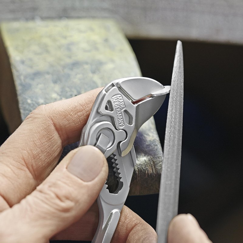 KNIPEX Tools 86 03 125, 5-Inch Mini Pliers Wrench