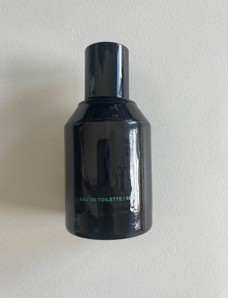 OffCourt Unisex Fragrance – Coconut Water & Sandalwood Scent - Cologne for Men & Perfume for Women, Clean Ingredients, Vegan, Cruelty-Free, Made in USA, 1.7 Oz (50ml) TSA-Friendly