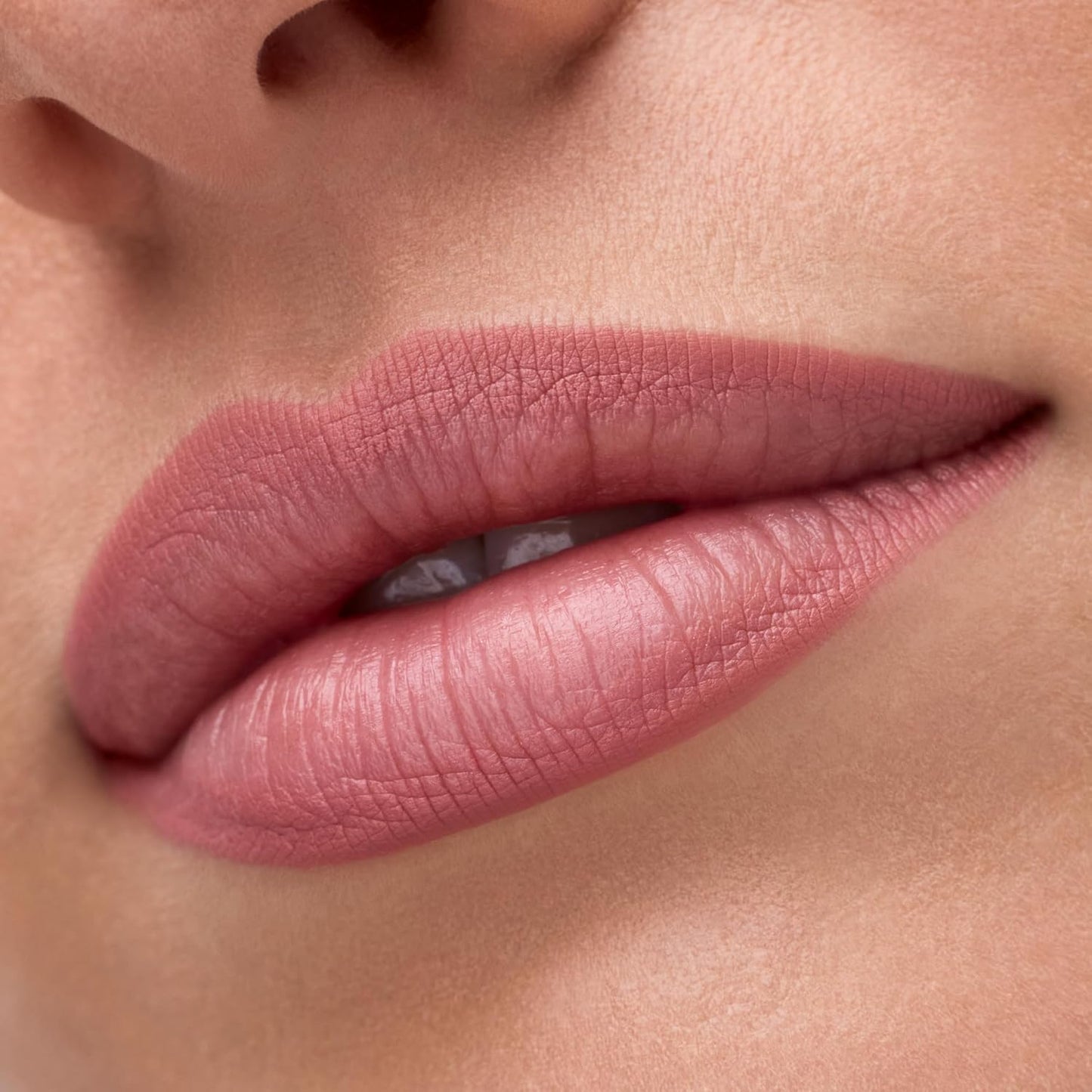 Catrice Gel Glide Lip Liner - Long-Lasting, Creamy Formula | Vegan & Cruelty-Free | 010 Princess Charming