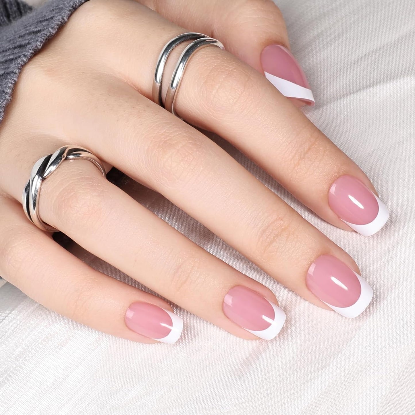 Cat Eye Press On Nails - Short Almond Fake Nails with Nail Glue | Reusable Brown Red 32-Piece Kit in 16 Sizes for Women & Girls