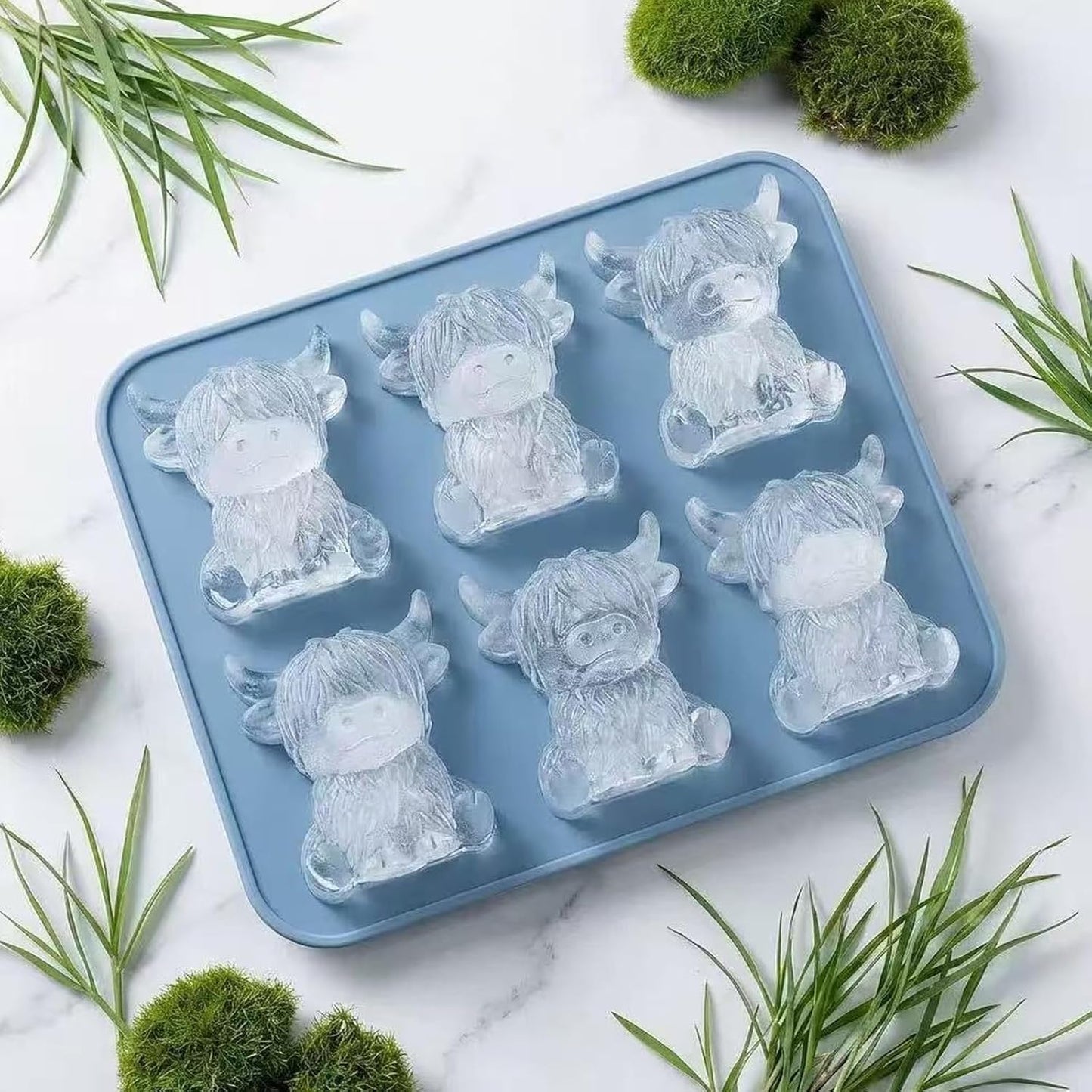 3D Highland Cow Ice Mold - Food Grade Silicone Tray for Whiskey & Cocktails | 1 Piece