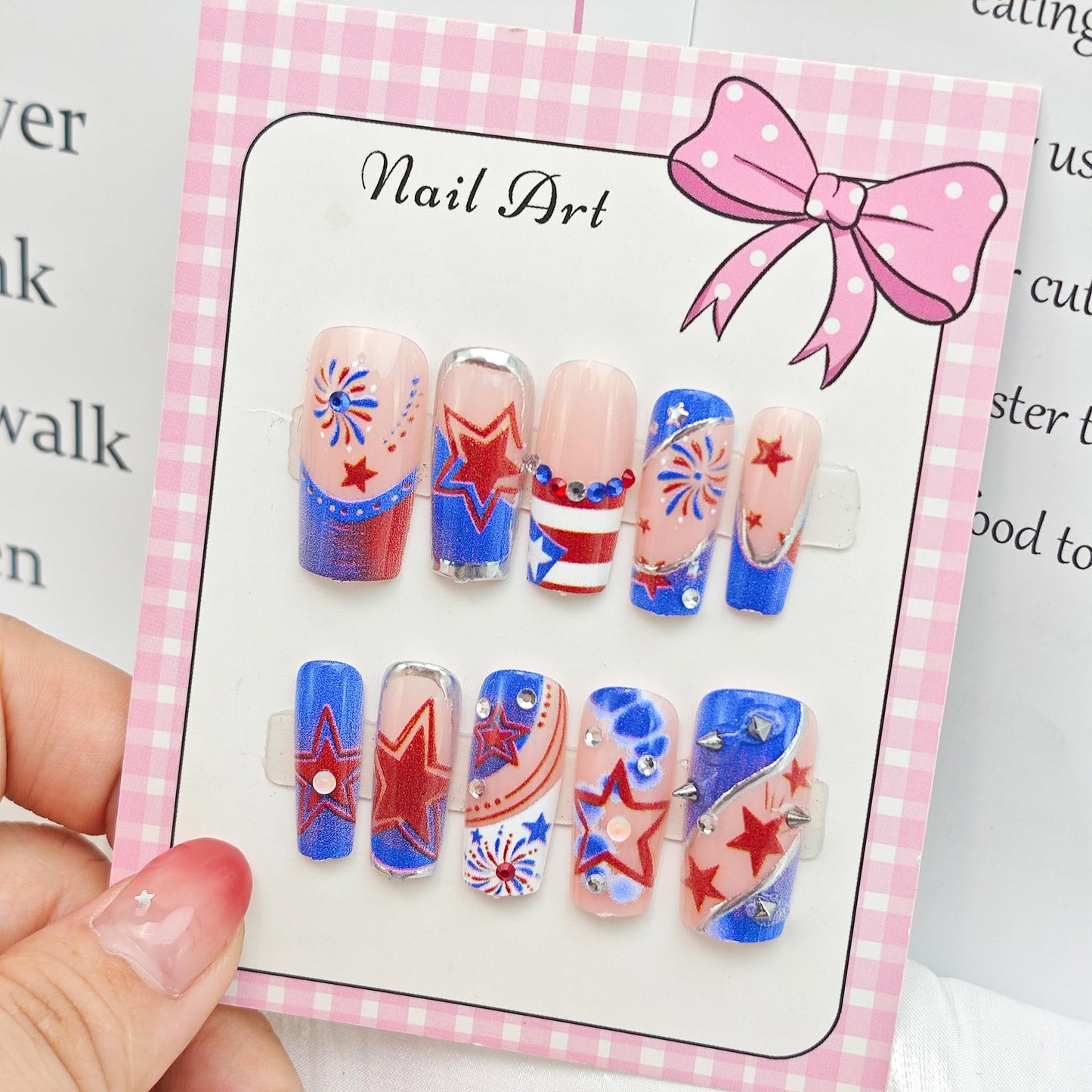24Pcs 4th of July Press on Nails Medium Square French Tip Fake Nails Independence Day Red White Blue Glitter Designs Patriotic Firework False Nails American Flag Glue on Nails DIY for Women Decoration