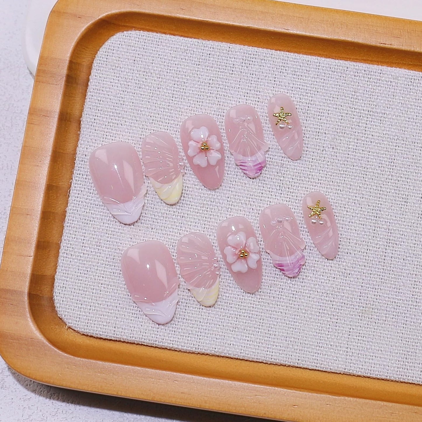 10 Short Almond Handmade Press On Nails | 3D Floral Gradient Color with Cute Starfish & Seashell,New styles for Autumn & Winter | Skip Salon Trips, Easy to Apply & Remove, Reusable (Seafish A02, S)