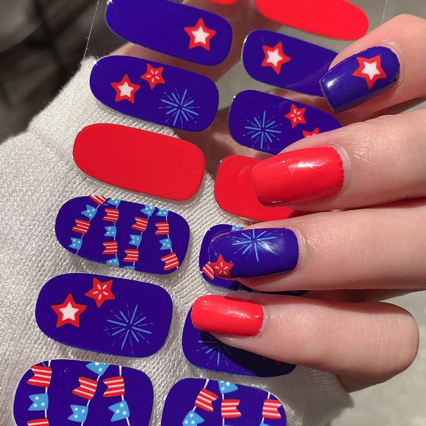 8 Sheets 4th of July Nail Wraps Stickers, Independence Day Full Nail Polish Strips, Memorial Day DIY Self-Adhesive Nail Art Decals Patriotic American Flag Pattern Decor (112 Pieces)